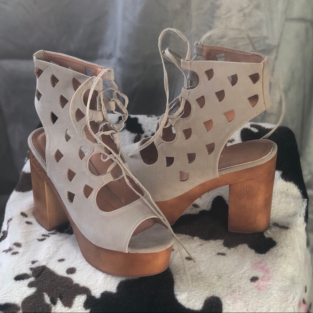 Cut Out Platform Sandal